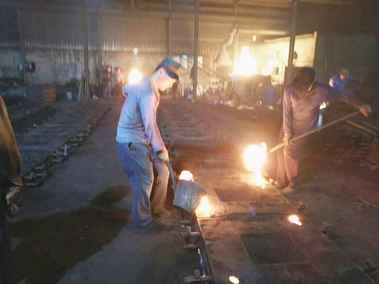 Gravity Casting Product Display